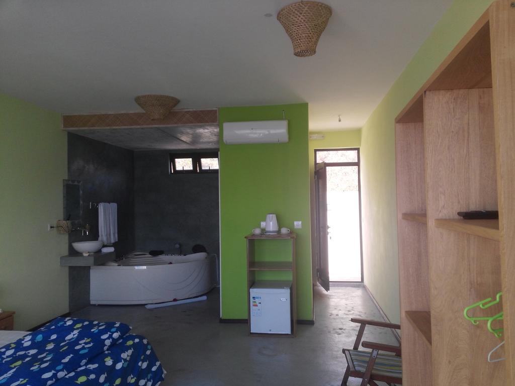 Le Pandanus Hotel Quatre Vents Buitenkant foto